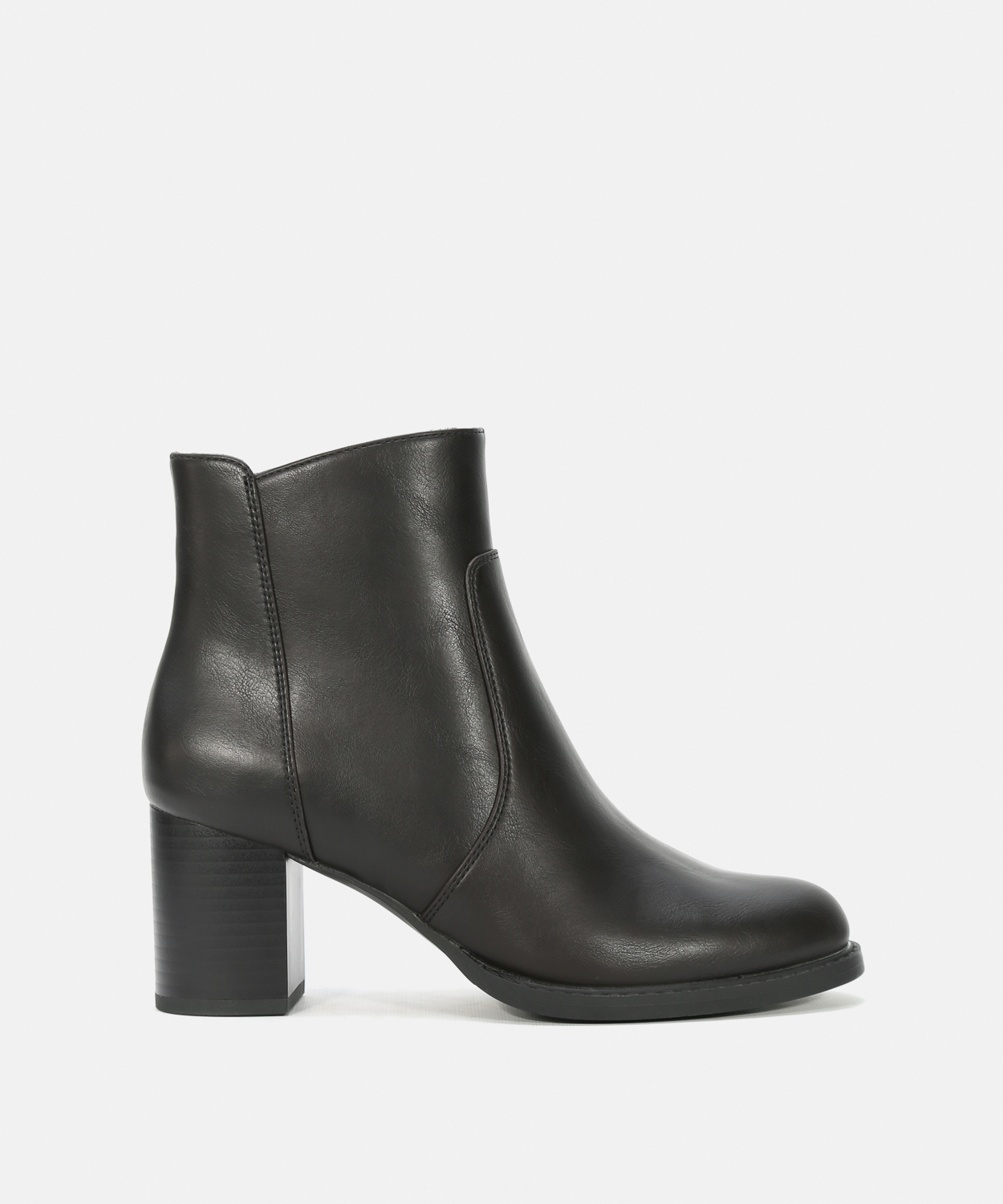 Botines b&aacute;sicos tac&oacute;n liso image number null